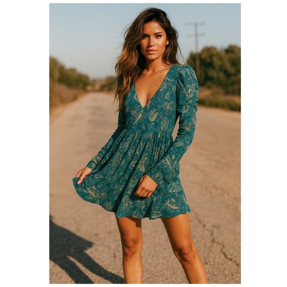 FREE PEOPLE Blue Floral Ruched Long Sleeve Mini Tunic Dress XS - Picture 3 of 14